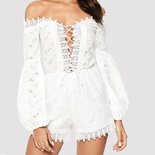 2018 Hot New Lace Insert Bishop Sleeve Eyelet Embroidered Romper